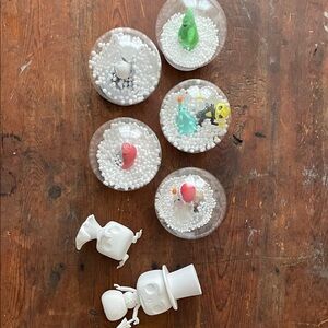 Set of Decorative Snow Globes with 2 Funko pop